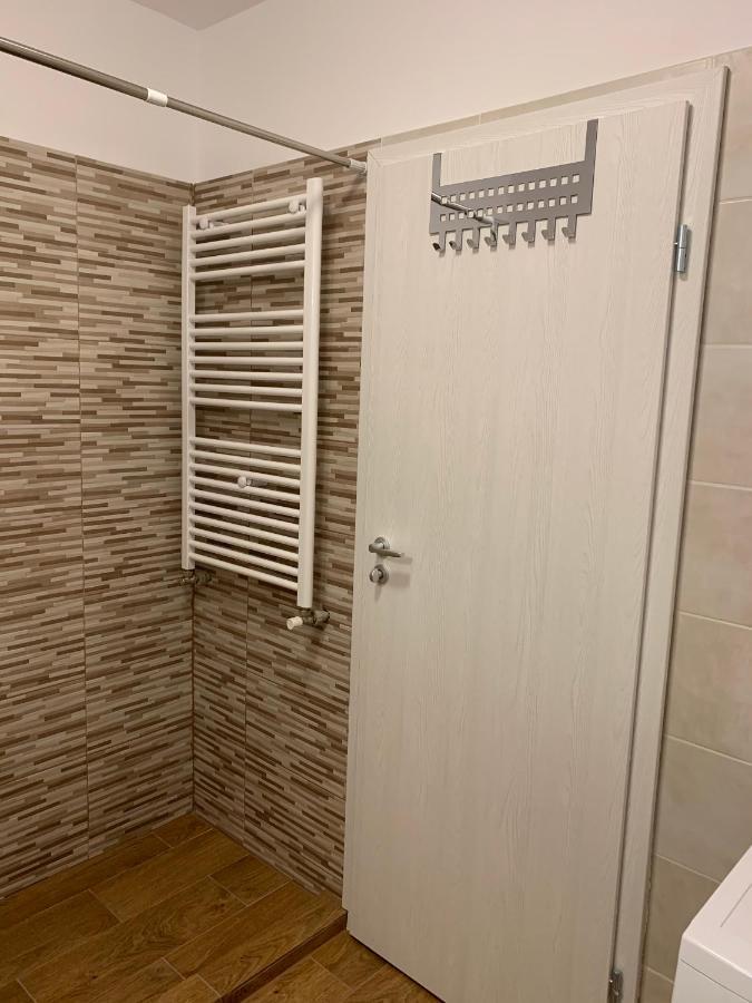 Welcoming Gemini Apartment 1 Sibiu Exterior foto